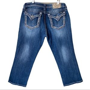 Miss Me Cuffed Capris